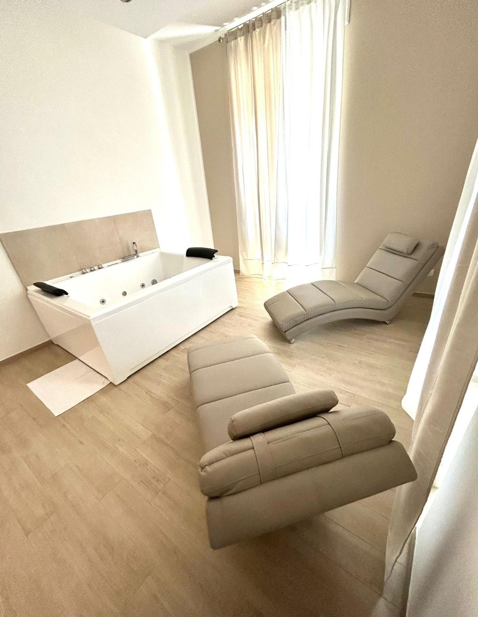 Bed E Suite Domar Brindisi Exteriér fotografie